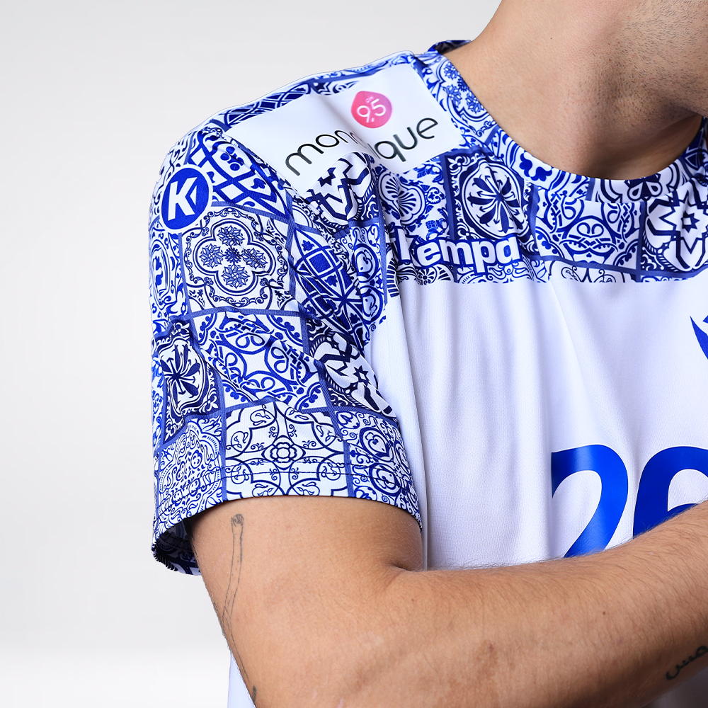 Camisola Edição Especial "Por Mares Nunca Dantes Navegados"